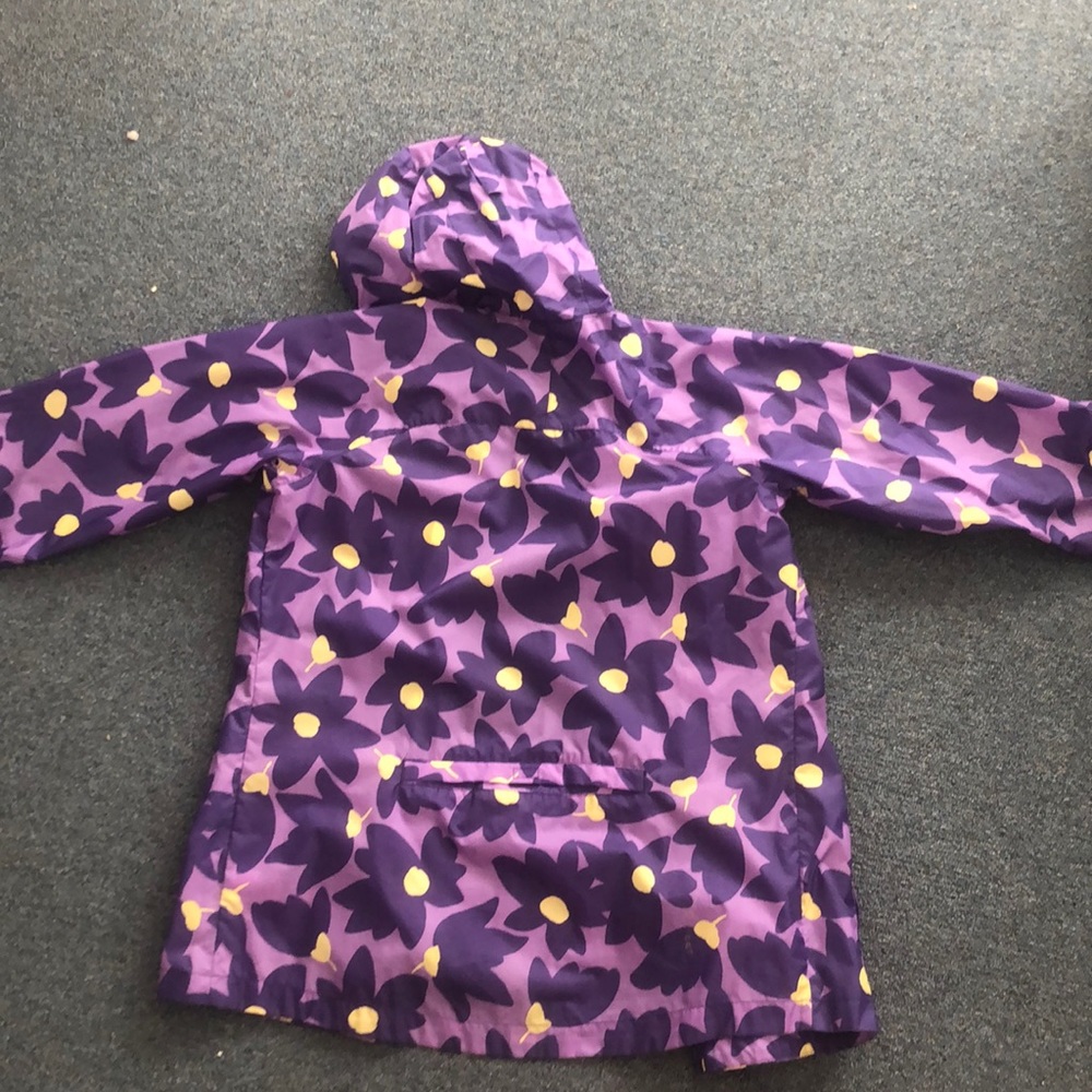 raincoat - Picture 5 of 7